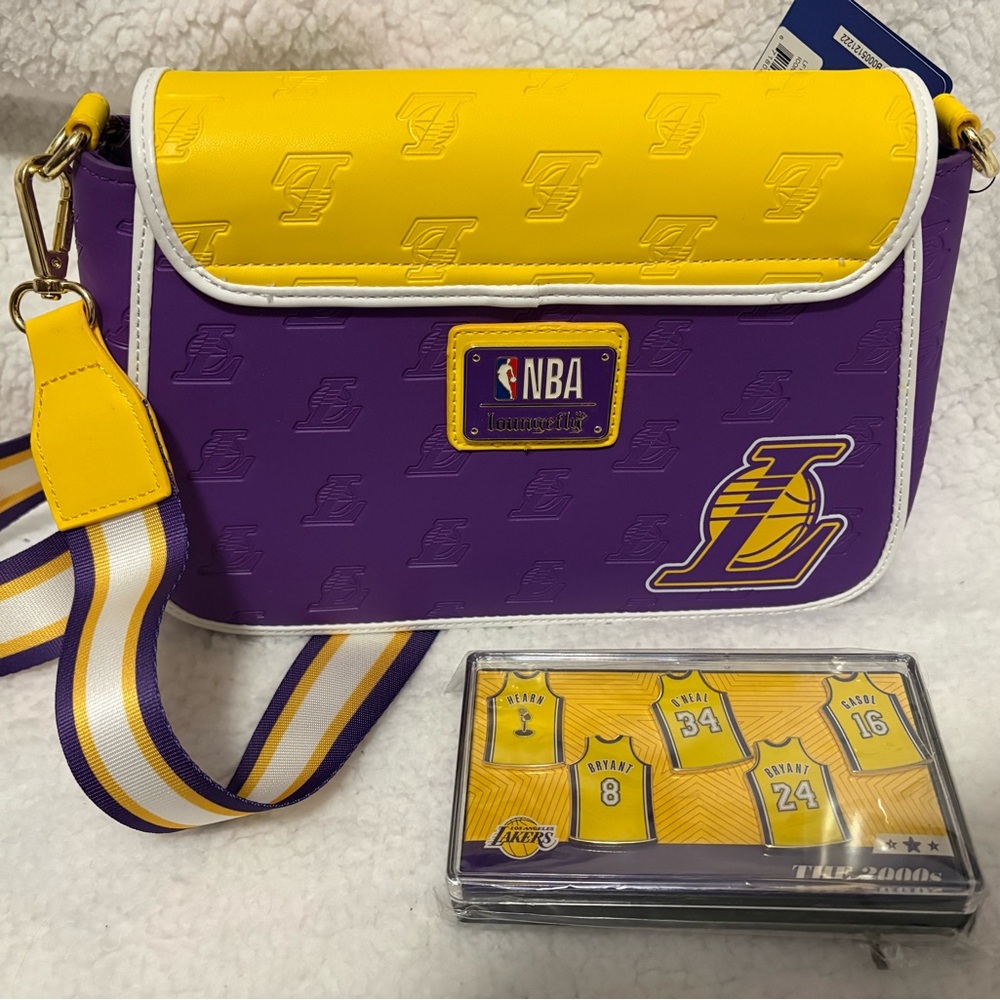 🔥🏀📌Loungefly NBA Lakers Shoulder Bag & Los Angeles Lakers commemorative Pin Set!